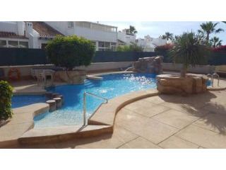 2 Bedroom 4 Bathroom Commercial In..