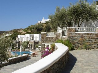 Hotel For Sale: Sifnos, Cyclades..