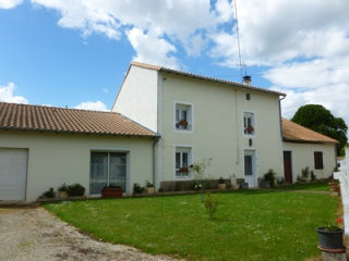 Large 3 Bedroom Village House With..