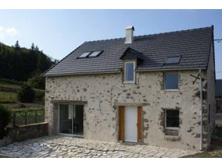4 Bedrooms - House - Bourgogne - For..
