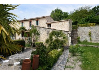 Renovated Stone House With Garden..
