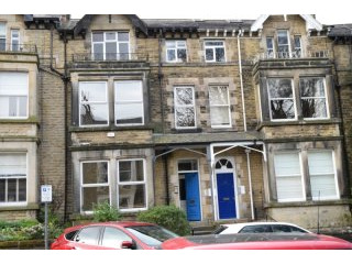 Valley Drive, Harrogate Hg2 0js