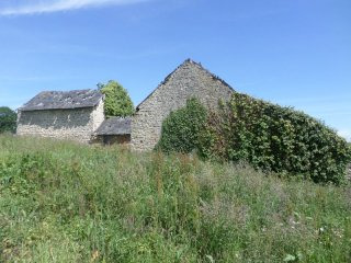 Countryside Barn to Renovate, Open Views