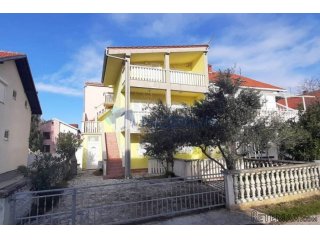 Zadar, Sabunike, 190 m2 s okućnicom, 300m od mora