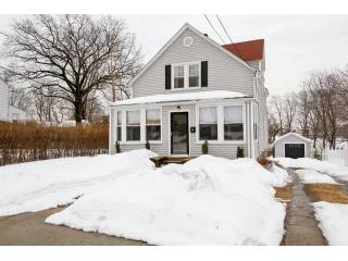 3 bedroom Residence For Sale: Port..