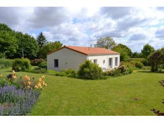 One Level House With Garage And Land