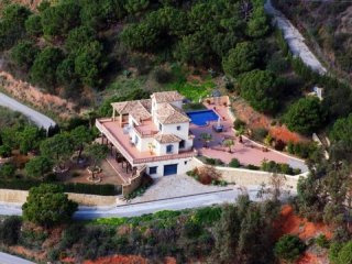 3 Bedrooms - Villa - Malaga - For Sale