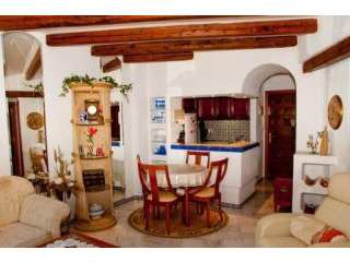 2 Bedroom 1 Bathroom Apartment In..