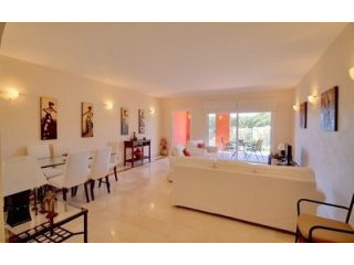A very bright two bedroom apartment for..