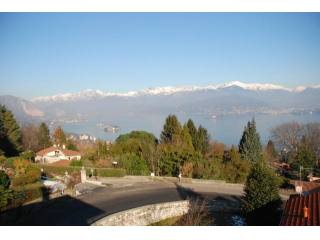 3 bedroom Cottage For Sale: Stresa, IT