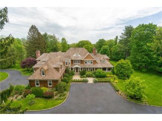 6 bedroom House For Sale: 1135 SMITH..
