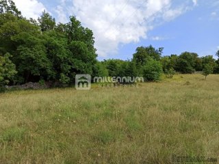 Krasica, zemljište od 7.776m2