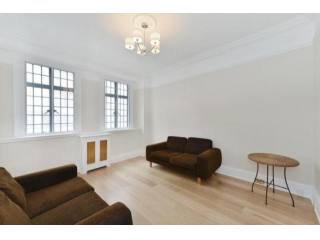 2 Bedrooms - Flat - London - For Rent