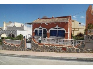 2 Bedrooms - Villa - Alicante - For Sale