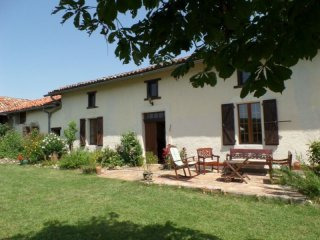 5 Bedrooms - House - Midi-Pyrenees -..