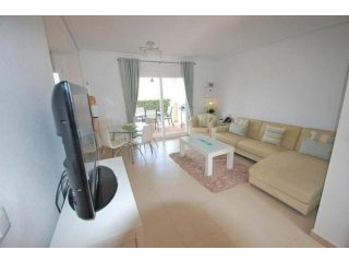 2 bedroom town house for sale