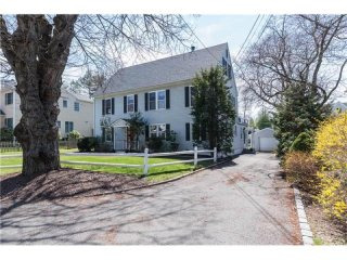 4 bedroom House For Sale: 27 EDGEWOOD..
