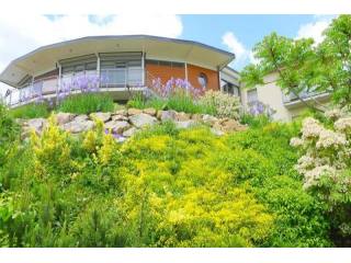 5 bedroom Villa For Sale: 63200 RIOM