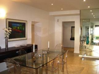 Modern Portomaso Apartment