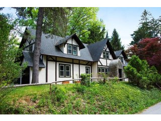 5 bedroom House For Sale: 26 Grey Oaks..