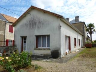 Village House With 3 Bedrooms And Garden