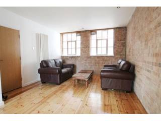 2 bed flat to rent