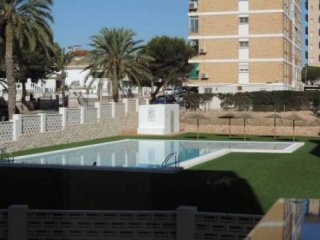 4 Bedroom 2 Bathroom Apartment In La..