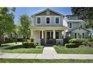 3 Bedrooms - Property - CA - For Sale