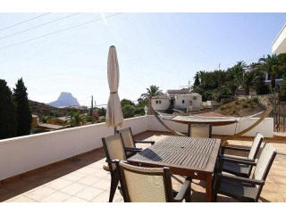 4 Bedrooms - Villa - Alicante - For Sale