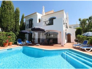 €595,000 - Dunas Douradas..