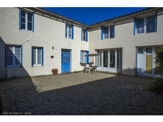 Attractive 4 Bedroomed Village Property..