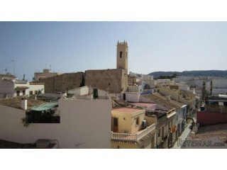 Apartamento muy centrico de 4 dormitorios y 2 baños..