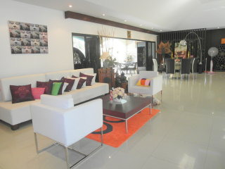 Jomtien Park Villas 4 bedroom..