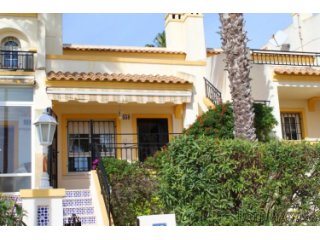 LolaBungalow Property Type:&nbsp; 2 Bedrooms, 1..