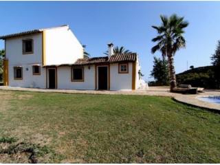 Villa for sale in Estepona, Malaga