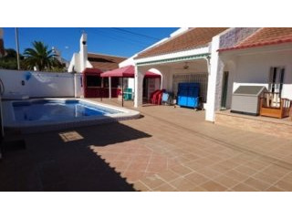 3 Bedrooms - Villa - Alicante - For Sale