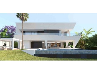 5 Bedrooms - Villa - Malaga - For Sale