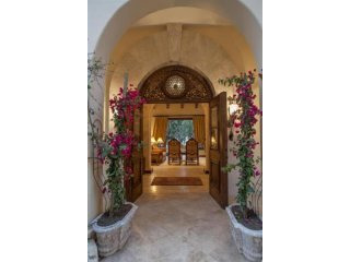 5 bedroom House For Sale: 2347 E Valley..