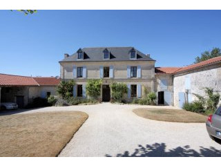 Beautiful Charentaise Estate With Guest..