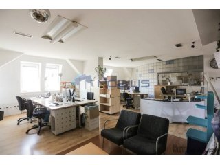 Zagreb, Centar, 250 m2 + 7 parking mjesta
