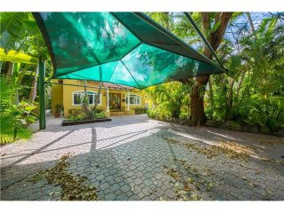 3 bedroom House For Sale: 3642 N Bay..