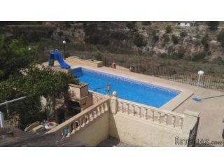 Bungalow with very good price on the mountain ...