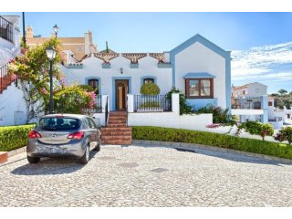 Benahavis, Benahavis, , 3 bedrooms, 192..