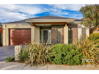 Modern Featherbrook Living Ready For All