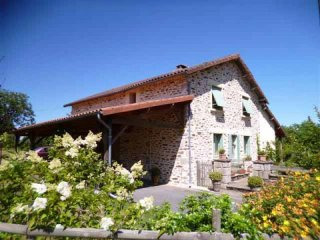 Comfortable 4 Bed Stone House Located..