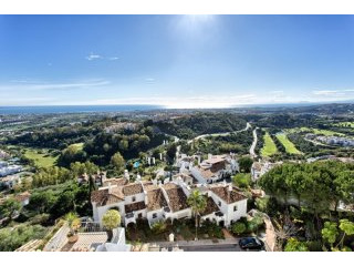 4 Bedrooms - Apartment - For Sale