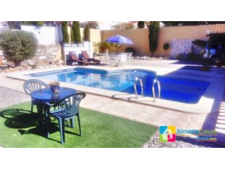 Villa For Sale In Albanchez