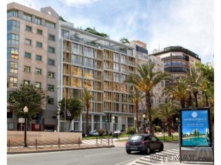 Do you like the real Spanish city life? Then this beautiful..