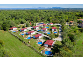 Kringa, okolica - Turističko naselje okruženo prirodom