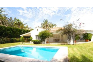 4 bedroom detached villa for sale